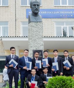 Диплом для иностранных студентов в Санкт-Петербурге